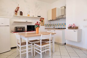 Sunny Holiday Flat-beahost