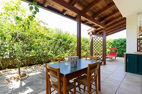 3439 Villa Serena by Barbarhouse