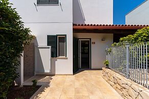 3439 Villa Serena by Barbarhouse