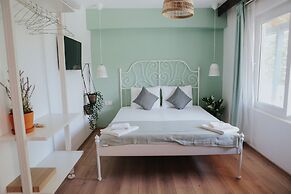 Arya Hotel Karaburun