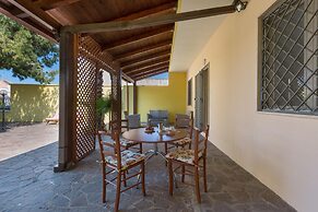 3411 Villino Girasoli by Barbarhouse