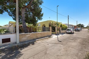 3411 Villino Girasoli by Barbarhouse