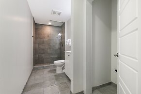 Modern 4BR Condo in the Heart of NOLA