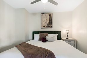 Modern 4BR Condo in the Heart of NOLA