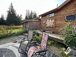 Green Timbers Lodge Redwood Cabin