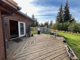 Green Timbers Lodge Redwood Cabin
