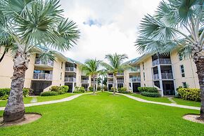 Enjoy Sunsets at Fully Equipped Condo at the Beach