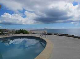 Fabulous one Bedroom in West Bay