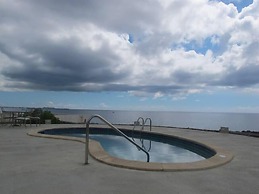 Fabulous one Bedroom in West Bay