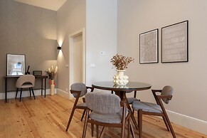 Ando Living - Flores 200 House