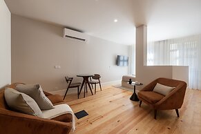 Ando Living - Flores 200 House