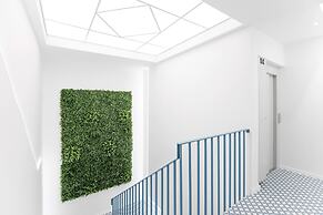 Urban House by LovelyStay