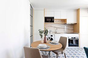 Urban House by LovelyStay