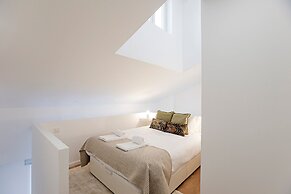 Urban House by LovelyStay