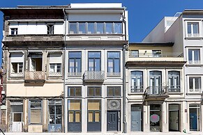 Urban House by LovelyStay