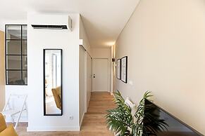 Urban House by LovelyStay