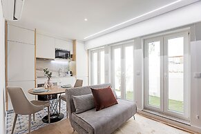 Urban House by LovelyStay