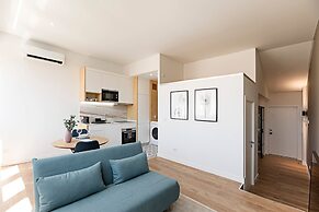 Urban House by LovelyStay