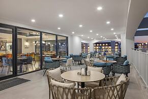 Arcanus Hotels Trendline Side
