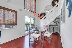 21600 Indian Bayou Dr-right Side