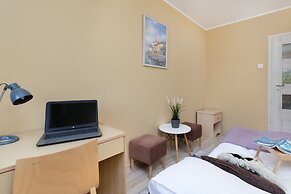 Gdańsk Family Apartment by Renters