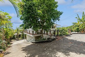 Cozy Sunset Views W/ Lanai - Close To Beach 1 Bedroom Home by RedAwnin