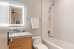 Norfolk Mountain Fantasy! 1121 5 Bedroom Home by RedAwning