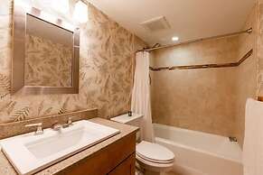 9 Vail #32 4 Bedroom Condo by RedAwning