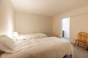 9 Vail #32 4 Bedroom Condo by RedAwning