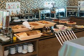 Rawayana Central Park Villas