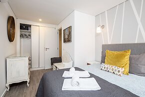 Designer Flats in Lapa by LovelyStay