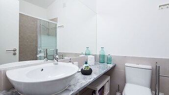 Designer Flats in Lapa by LovelyStay