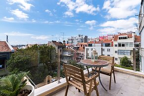 Designer Flats in Lapa by LovelyStay