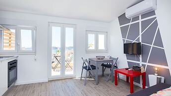 Designer Flats in Lapa by LovelyStay