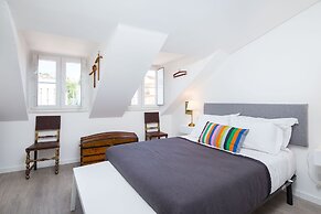 Designer Flats in Lapa by LovelyStay