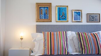 Designer Flats in Lapa by LovelyStay
