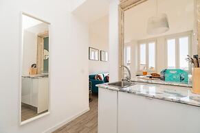 Designer Flats in Lapa by LovelyStay