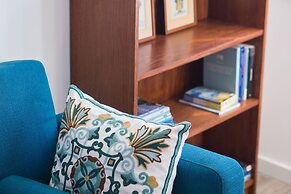 Designer Flats in Lapa by LovelyStay