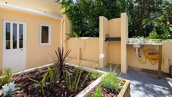 Designer Flats in Lapa by LovelyStay