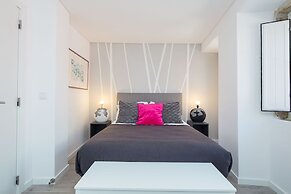 Designer Flats in Lapa by LovelyStay