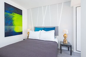 Designer Flats in Lapa by LovelyStay
