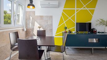 Designer Flats in Lapa by LovelyStay