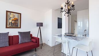Designer Flats in Lapa by LovelyStay