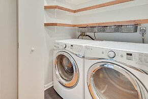 Blue Ridge Mountain Retreat: Deck & Sunroom!