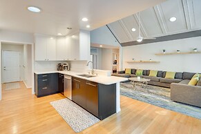 Blue Ridge Mountain Retreat: Deck & Sunroom!