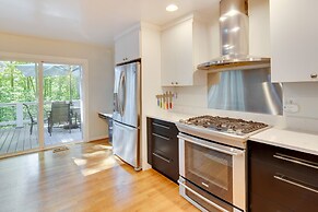 Blue Ridge Mountain Retreat: Deck & Sunroom!