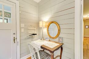 Charming Bryan Home - 3 Mi to Kyle Field!