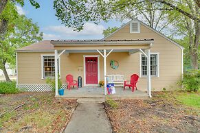 Charming Bryan Home - 3 Mi to Kyle Field!