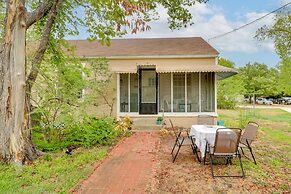 Charming Bryan Home - 3 Mi to Kyle Field!