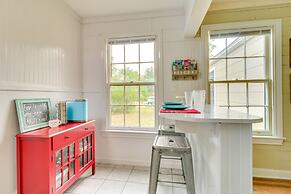 Charming Bryan Home - 3 Mi to Kyle Field!